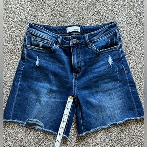 VERVET BY FLYING MONKEY Distressed Dark Blue Jean Shorts Size M